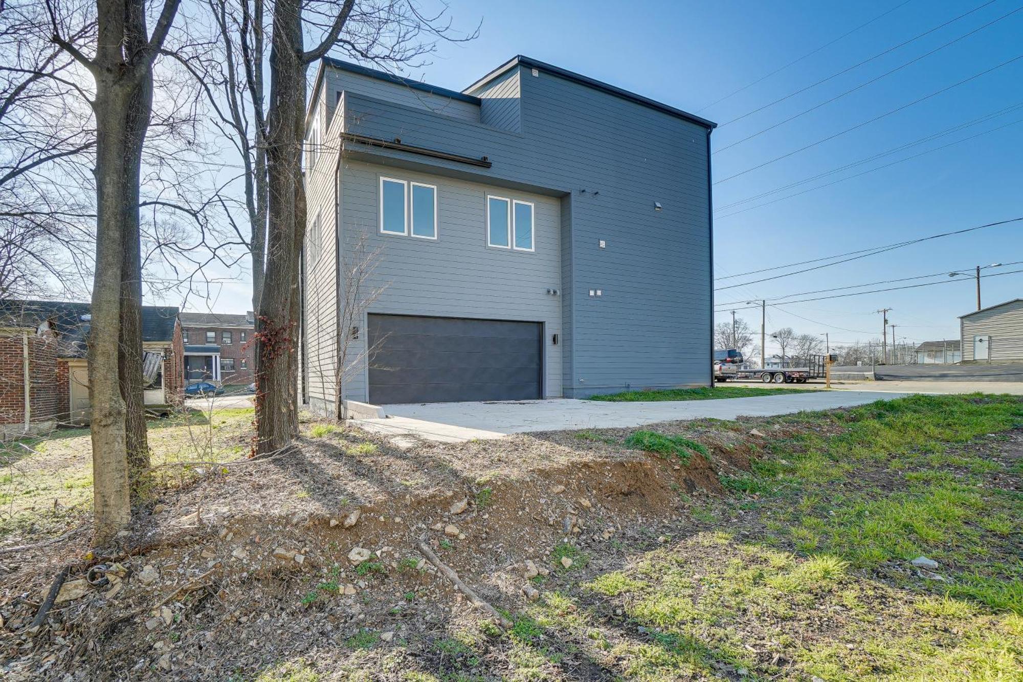 Sleek And Modern Nashville Home Walk To Marathon! Exterior photo